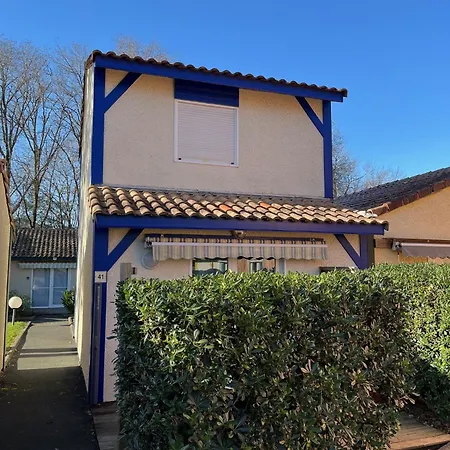 Holiday home Patrimoine Et Immobilier Du *